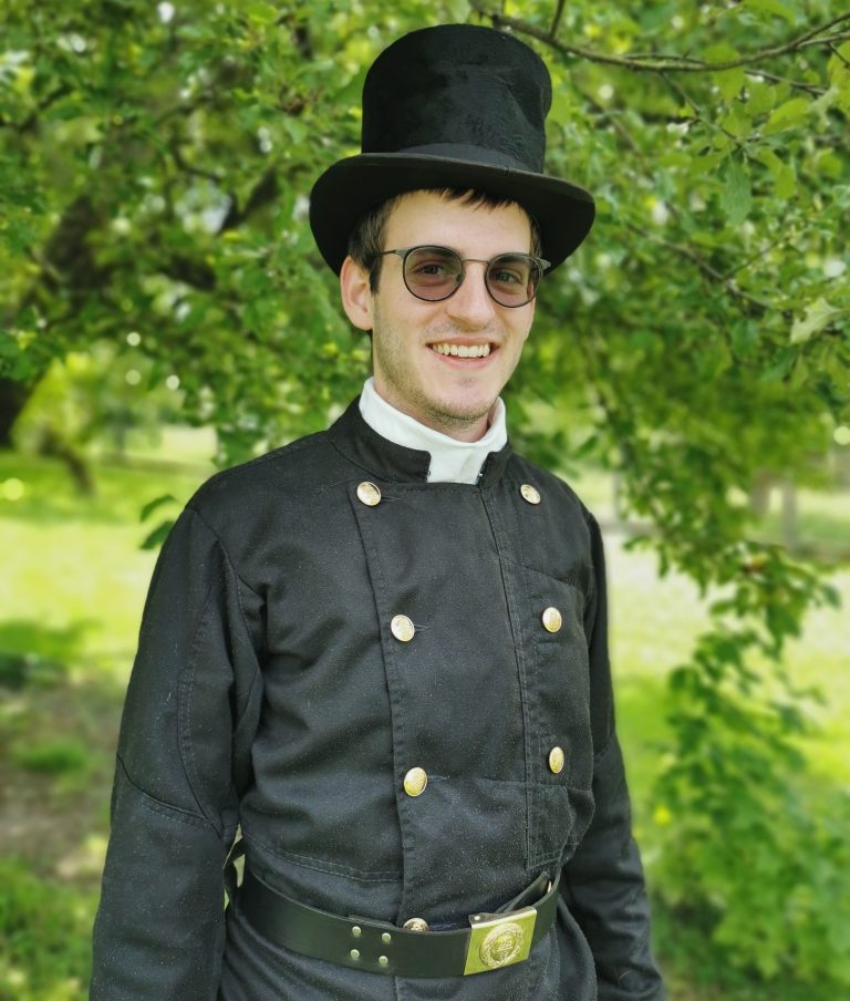 Schornsteinfegermeister und Energieberater Aaron Richter in Heilbronn Franken